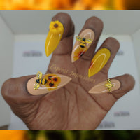 Sunflower Press On Nails, Yellow Press On Nails, Flower Press On Nails, Spring Press On Nails, Hard Gel Nails, Nude Press On Nails, Bee Nail